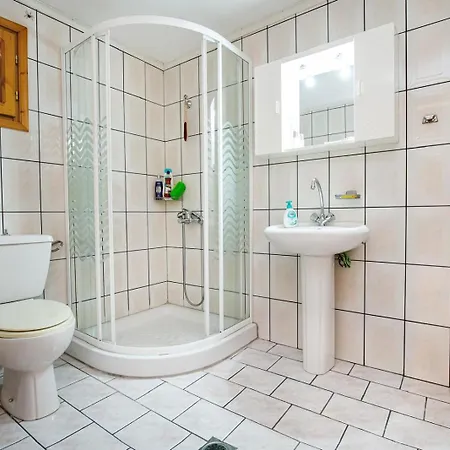 Spiti Dyo Theologos (Thasos)