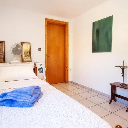 Spiti Dyo Semesterbostad